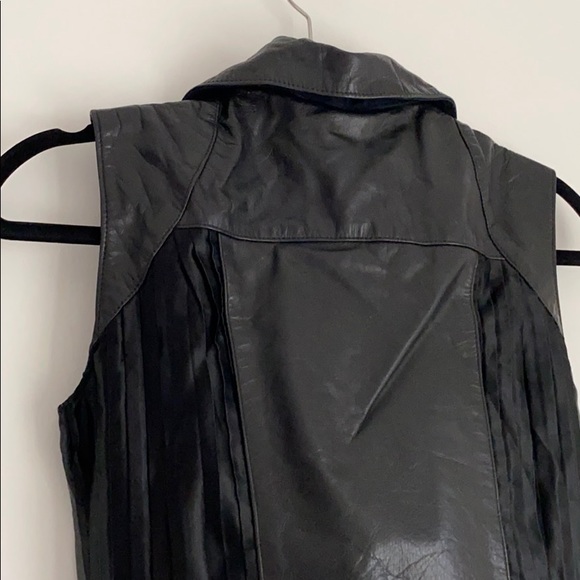 Leather vest - Picture 6 of 8